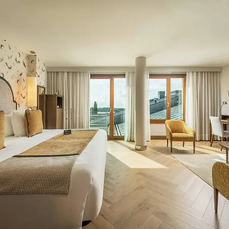 酒店 Artiem Asturias 5*